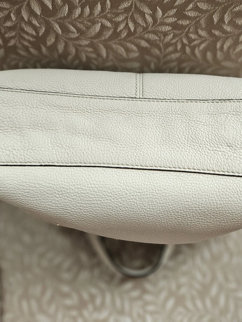 EUC Coach Small Leather Stardust Kelsey Satchel Crossbody In Chalk White